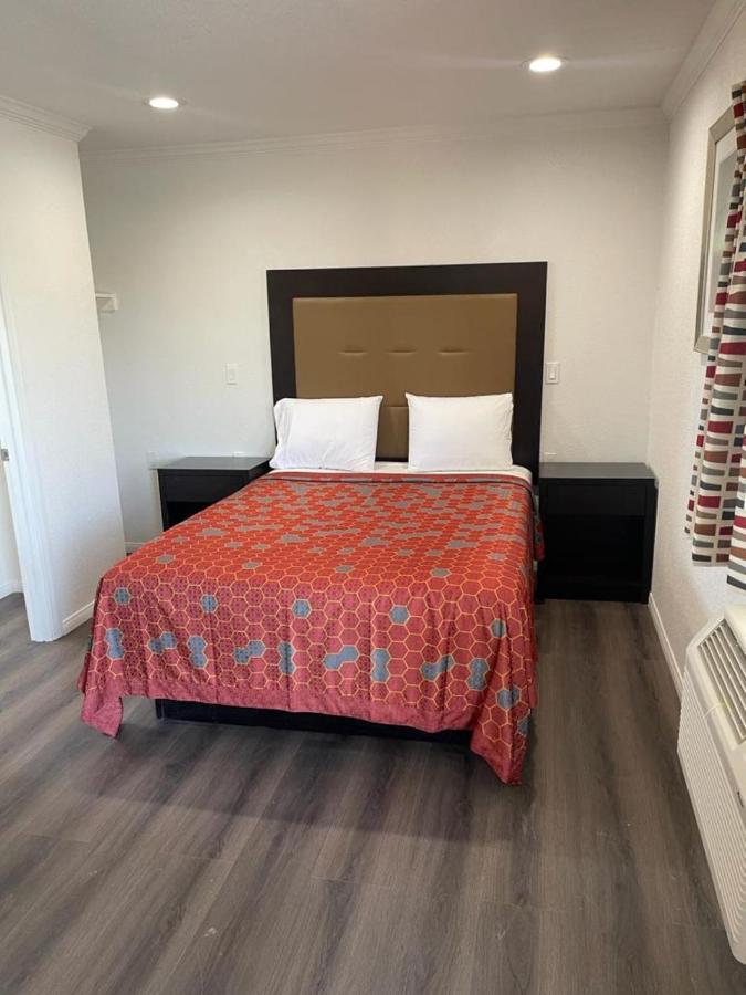 Palm Inn Мохаве Экстерьер фото